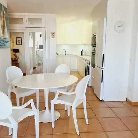 Casa Puerto Maritimo דירה קורלחו