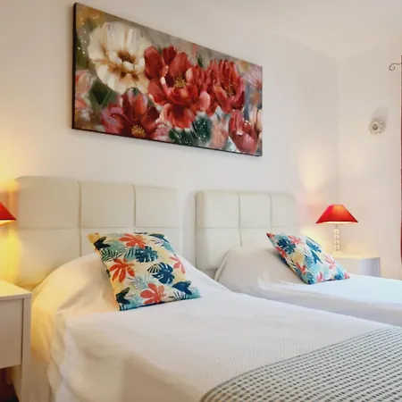 Casa Puerto Maritimo Apartment *